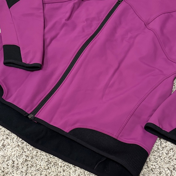 Pearl Izumi Women's Purple and Black Cycling Jacket XL - Picture 4 of 10